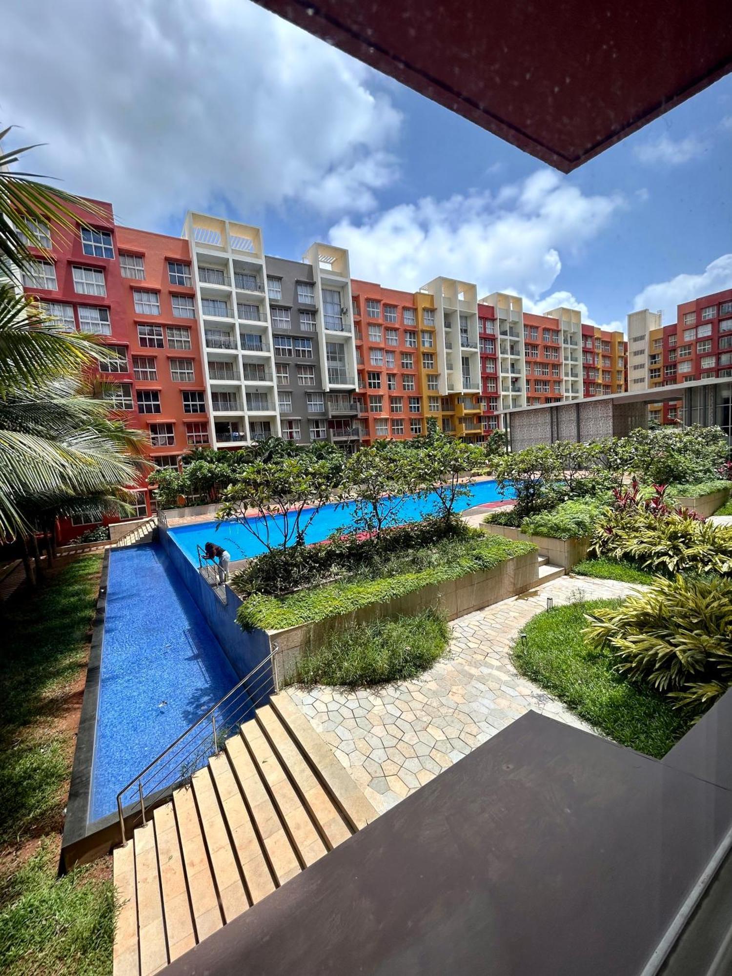 Pool And Garden View Good Stay Premium 2 Bhk Flat 104 Dabolim Dış mekan fotoğraf